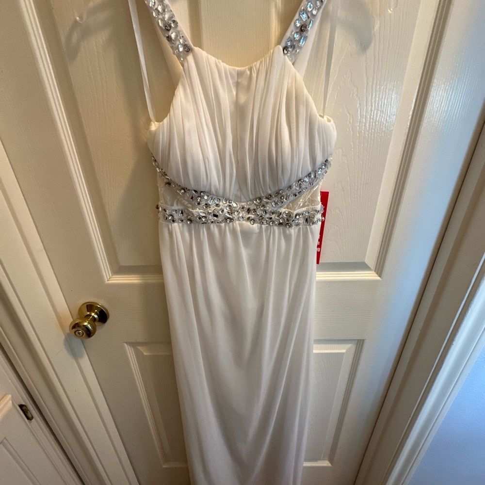 City Triangles White Dress with Silver Accents